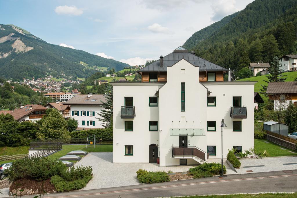 Aparthotel Alpin Sport St. Ulrich in Gröden Exterior foto