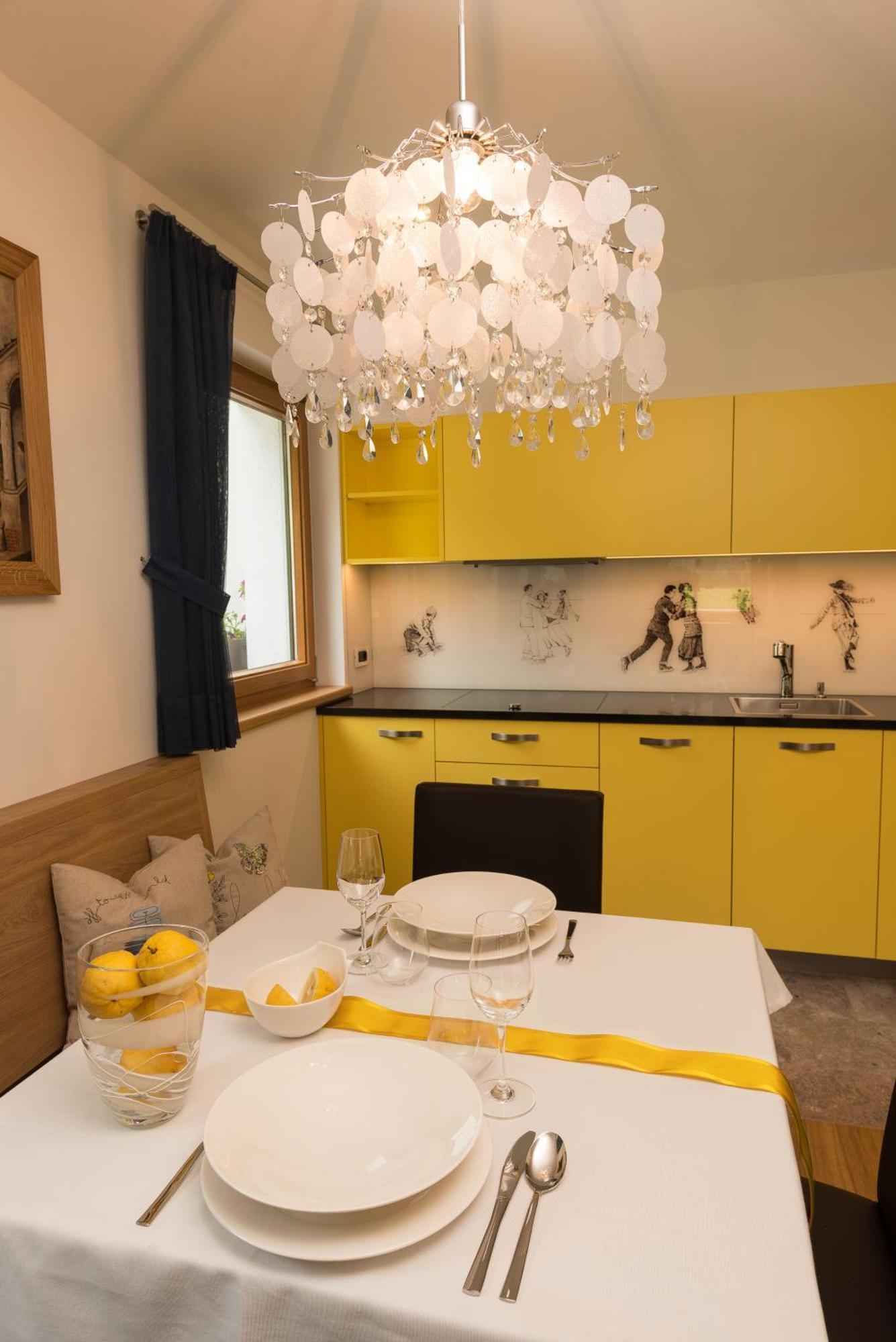 Aparthotel Alpin Sport St. Ulrich in Gröden Zimmer foto